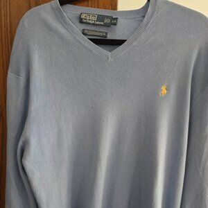 V neck sweater No Stains, Snags Or Tears